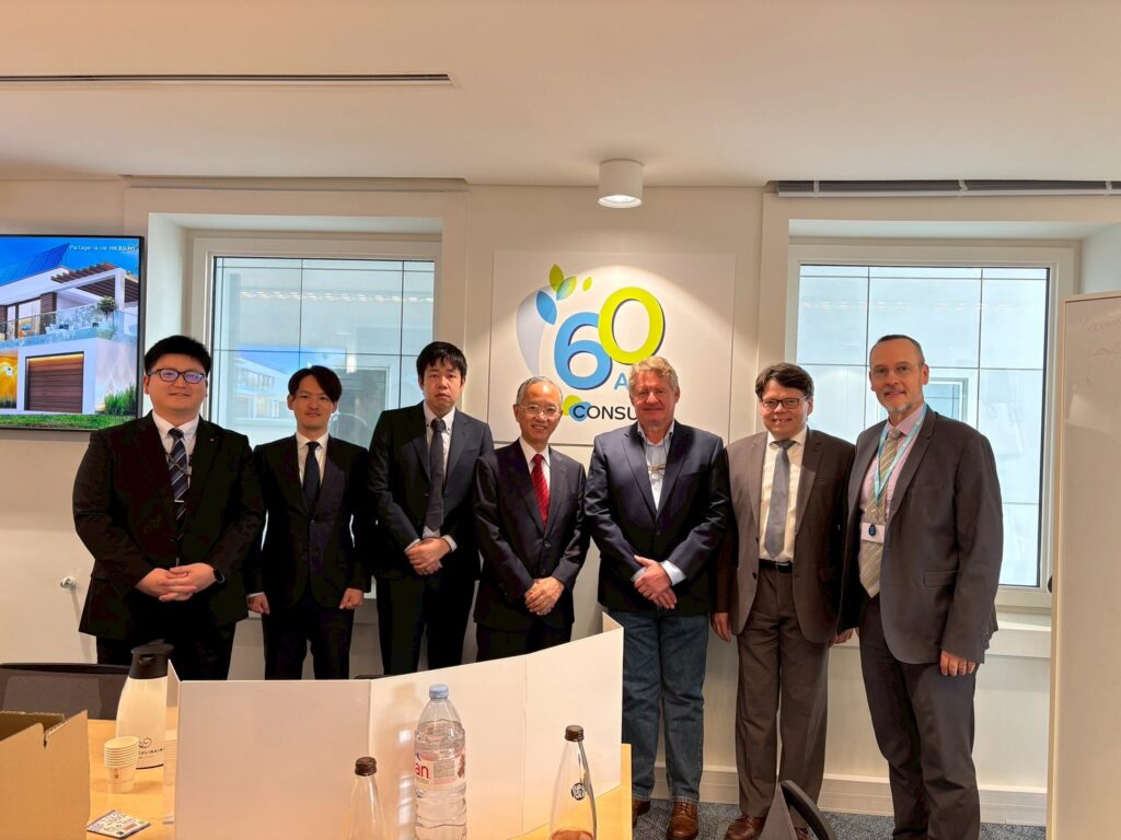 CONSUELで記念撮影