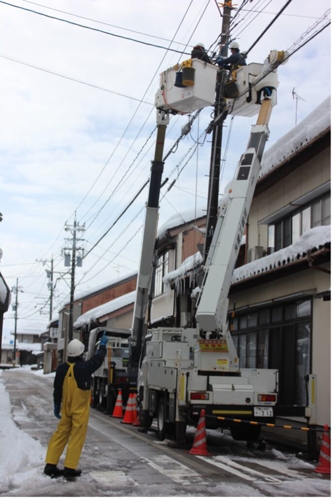 班長として作業を指示する伊藤さん
