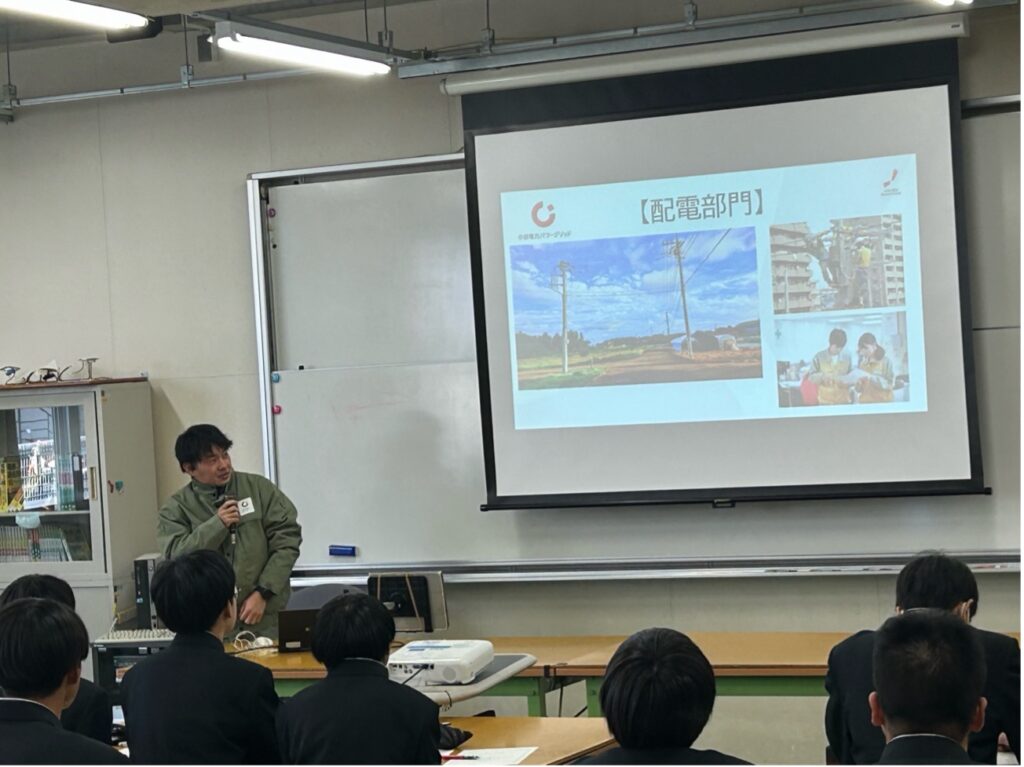 配電部門の福澤さんは現在教育を担当