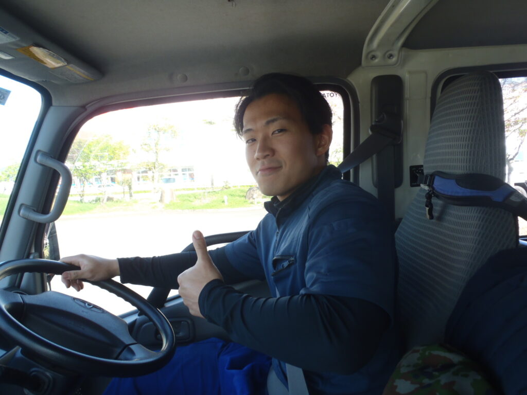 現場へ向かう際の運転も慣れてきました。