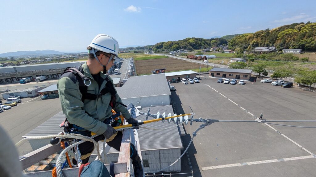 「九州に電気を届けている」。それがやりがいと誇りにつながっていると福田さんは語ります。